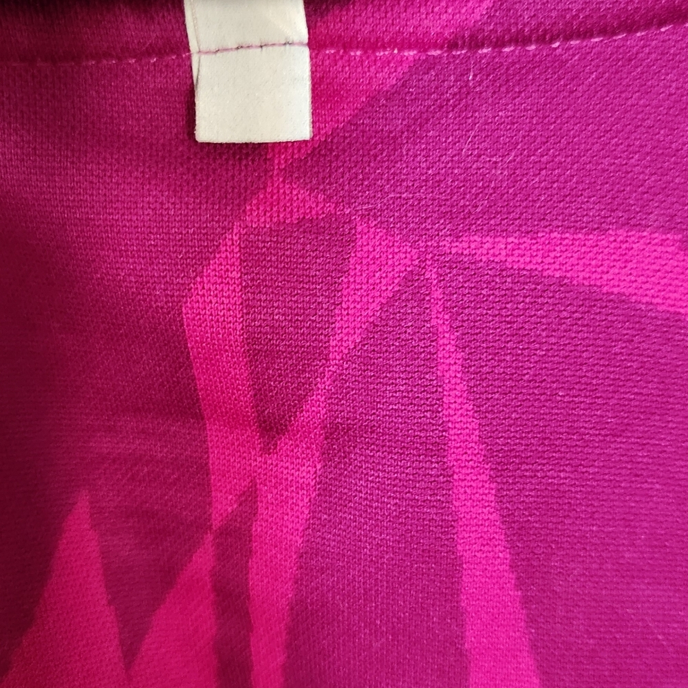 NIKE DRY FIT XS SOFT JACKET. - Picture 7 of 9